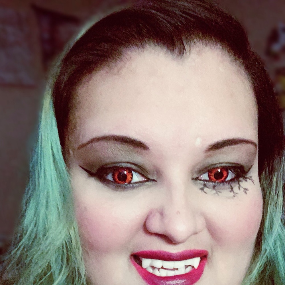 Meet your Posher, Mayra